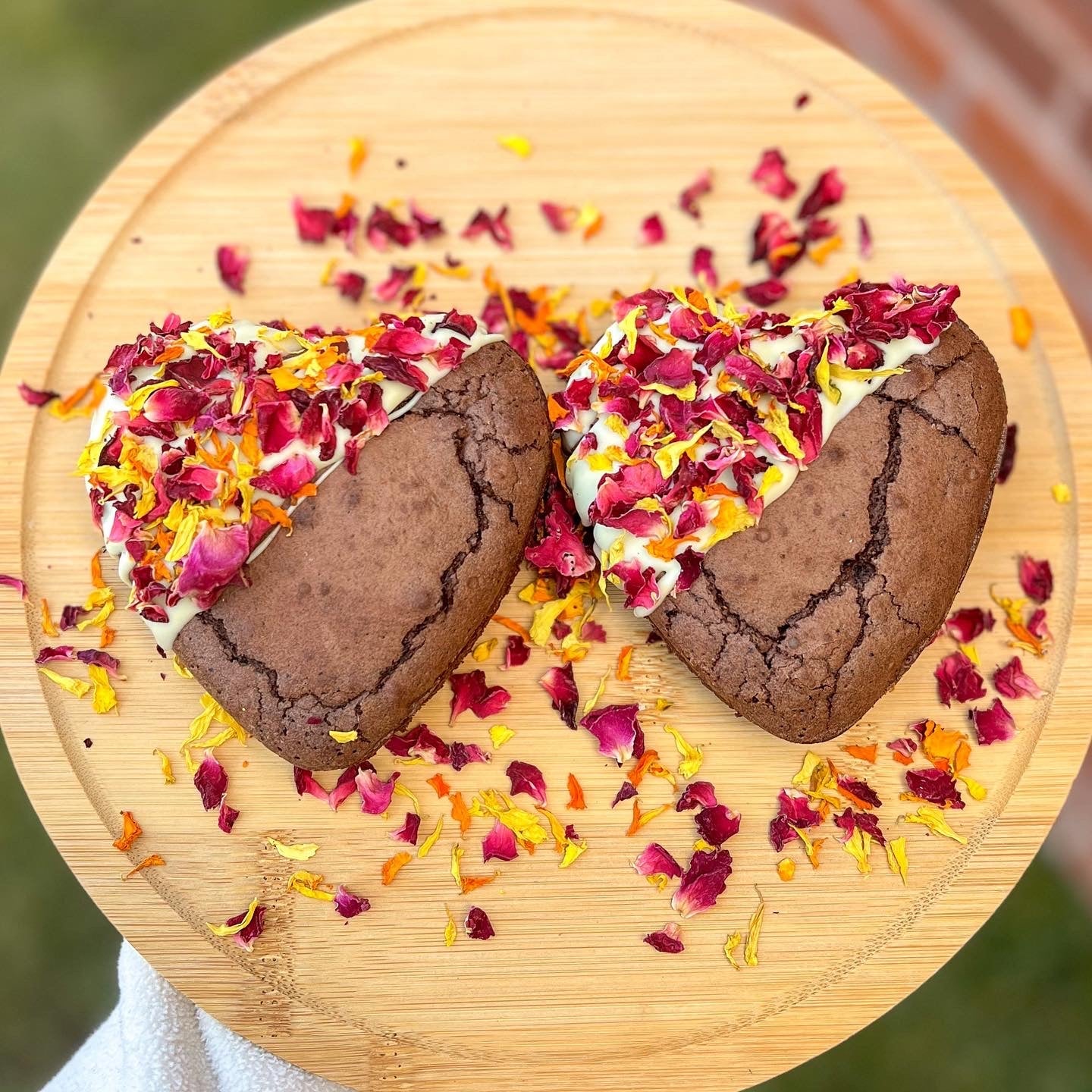 Floral Brownie Heart Mini Duo